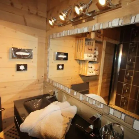 Holiday home Neuf De Gamme Avec Spa, Sauna Et Decoration Originale - - Fr-1-589-80