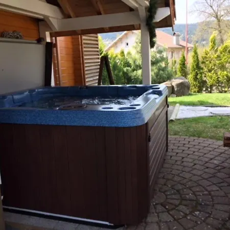 Holiday home Neuf De Gamme Avec Spa, Sauna Et Decoration Originale - - Fr-1-589-80