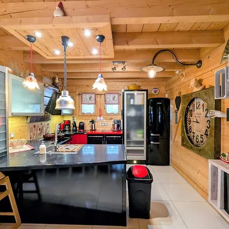 Neuf De Gamme Avec Spa, Sauna Et Decoration Originale - - Fr-1-589-80 Gérardmer