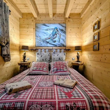 Neuf De Gamme Avec Spa, Sauna Et Decoration Originale - - Fr-1-589-80 *