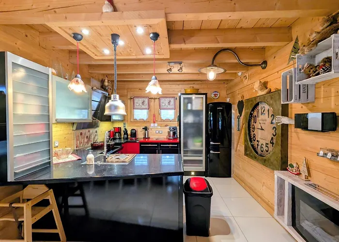 Neuf De Gamme Avec Spa, Sauna Et Decoration Originale - - Fr-1-589-80 Gérardmer